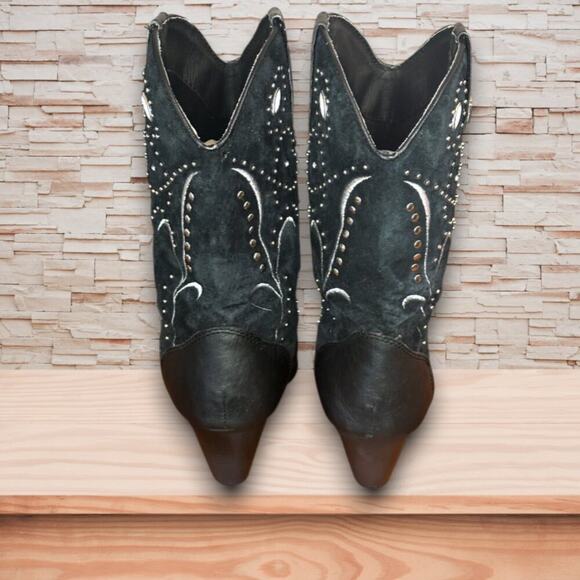 Dingo Women's Ava Studded Black Round Toe Western Boots, 2" Heel 6.5M EUC - Picture 4 of 6